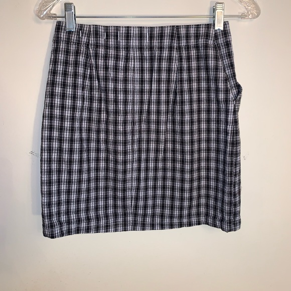 Black and white checkered skirt - Picture 2 of 4